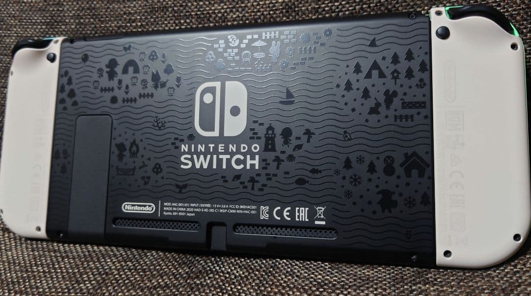 【土日値引き中】Nintendo Switch どうぶつの森セット 本体 ポーチ