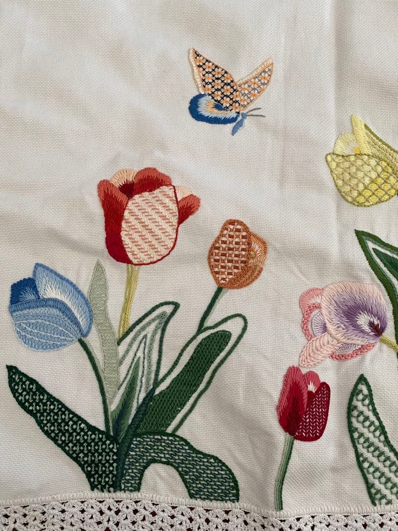 ハンドメイド　手刺繍　ソファカバー