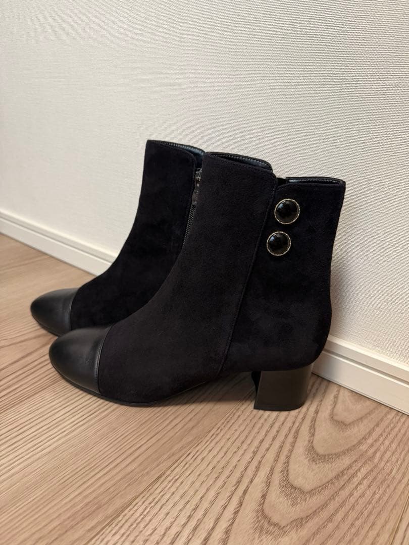 【新品未使用】Diana EM6151 ブラックブーツ