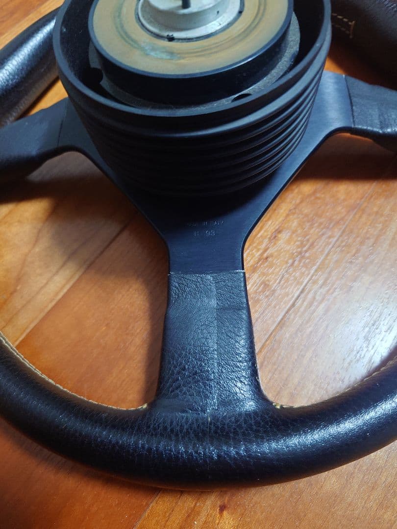 momo ステアリング・ハンドル　ボスセット