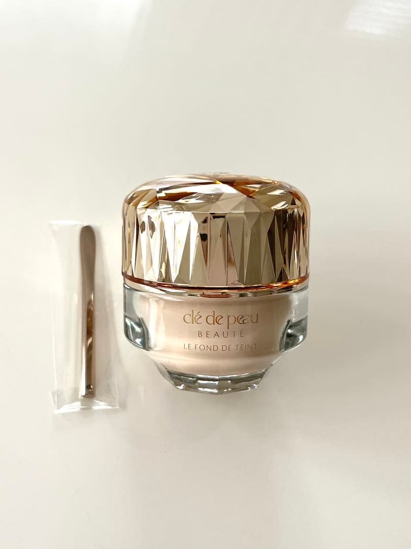 【新品・未開封】クレドポーボーテ ルフォンドゥタンn オークル10