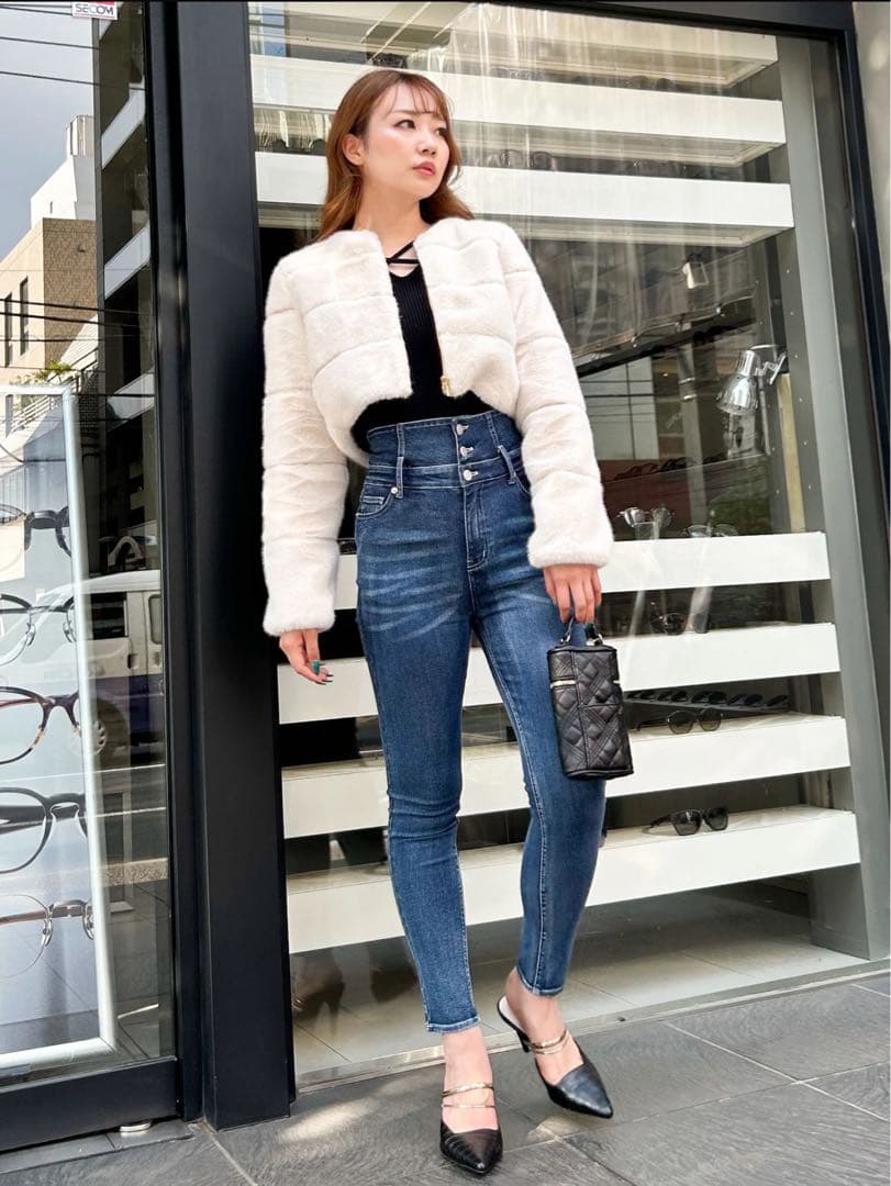 LIP SERVICE／カッティングショートファージャケット