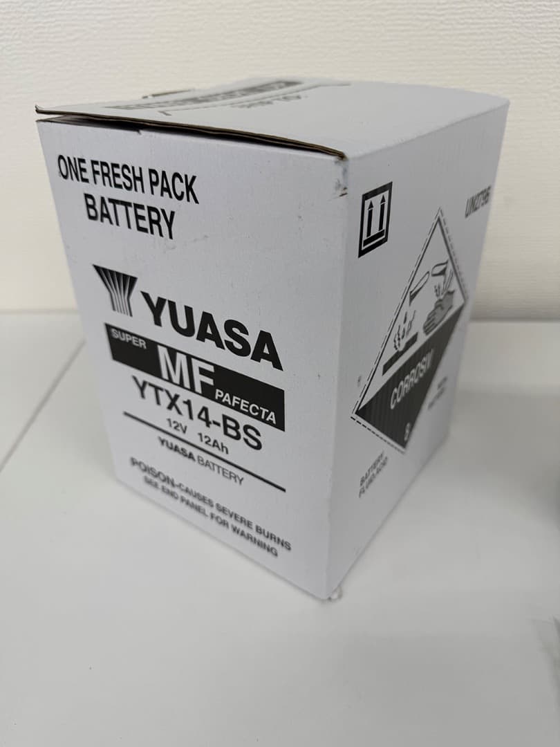 台湾ユアサ YUASA YTX14-BS バイクバッテリー 初期充電済