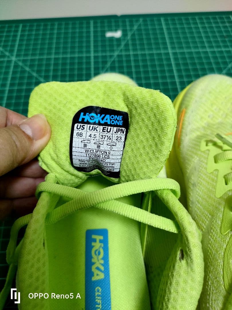ホカオネオネ HOKA CLIFTON9 ランニングシューズ 23cm