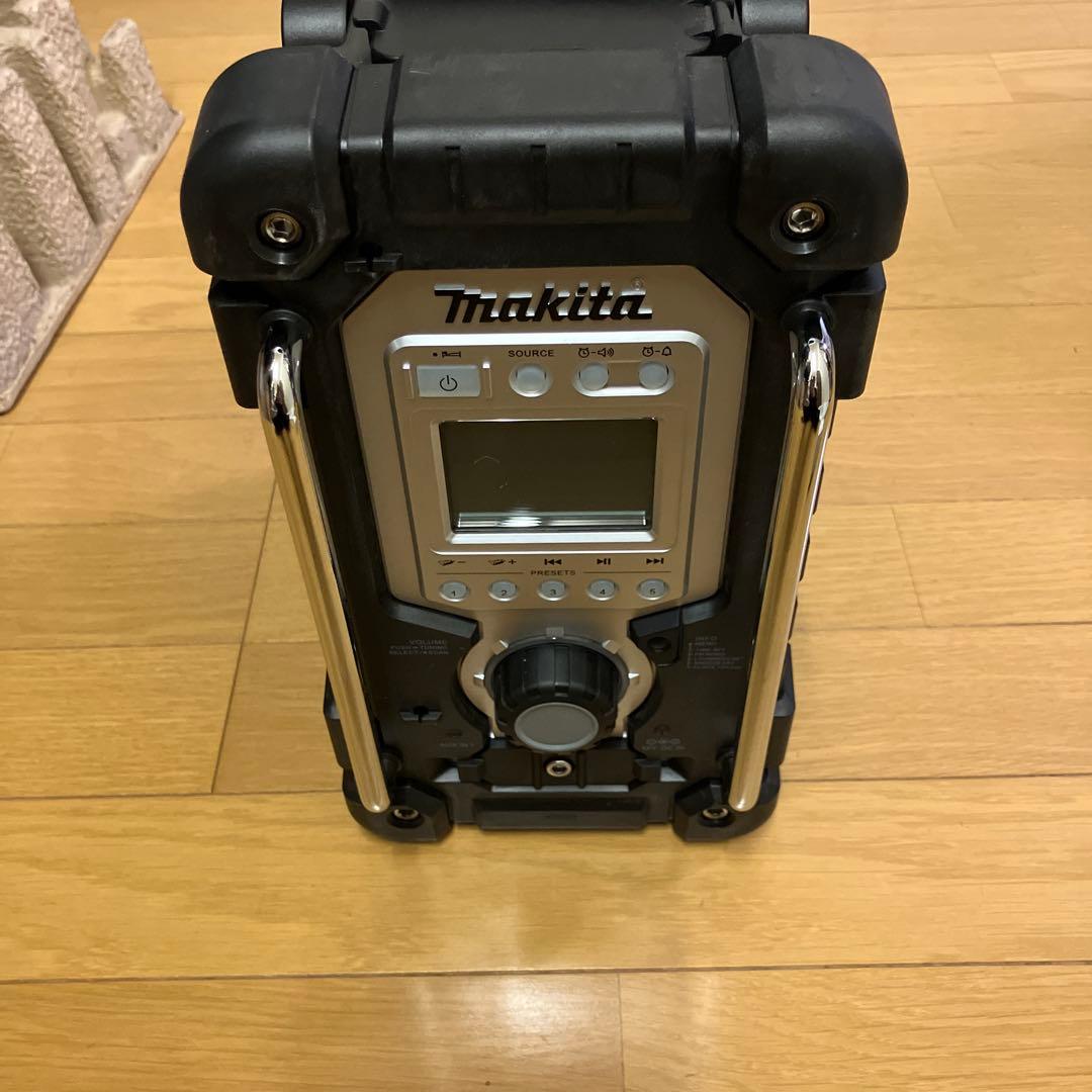 マキタMR103 現場ラジオ