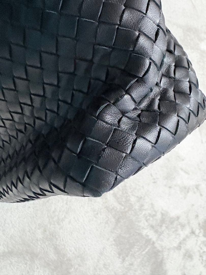 ルドルフ 『美品』BOTTEGA VENETA 編み込みレザーハンドバッグ