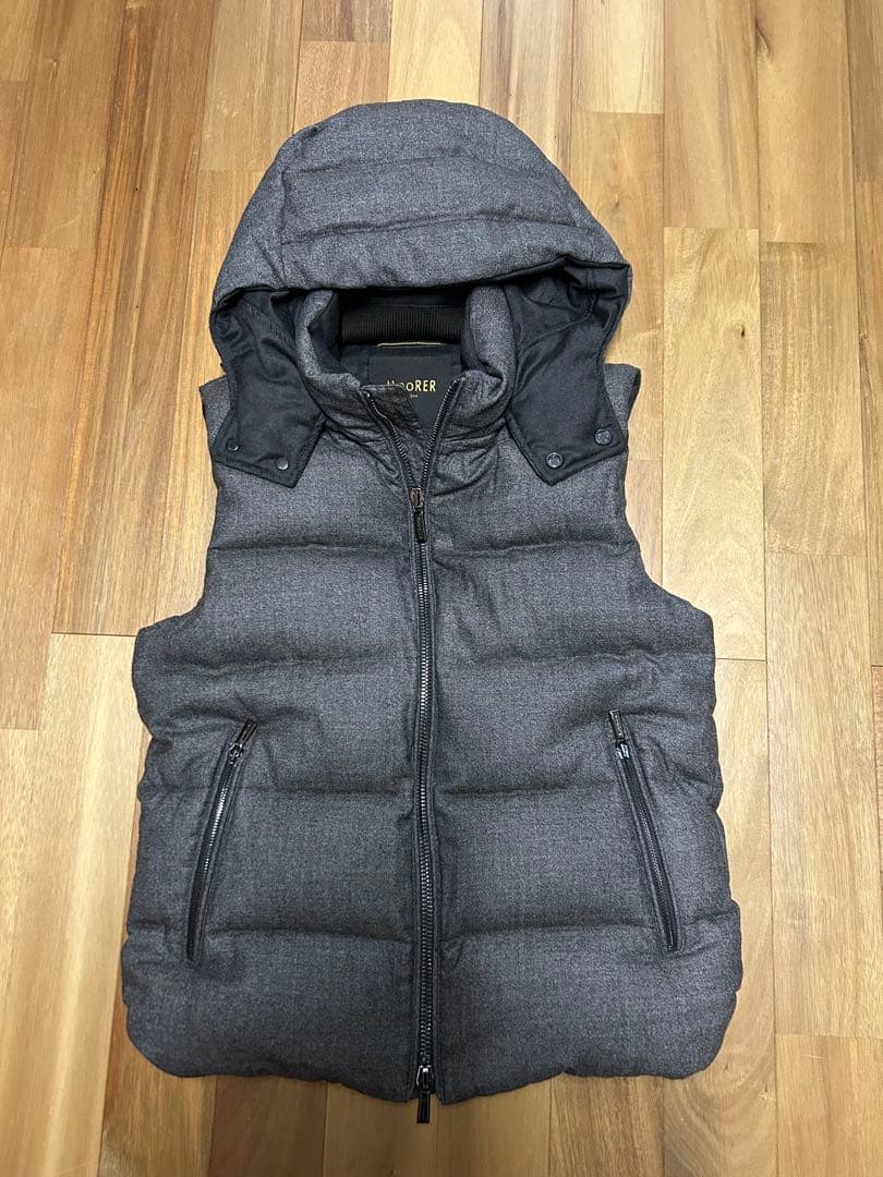 ムーレー　MOORER FAYER-NO ダウンベスト　サイズ４６