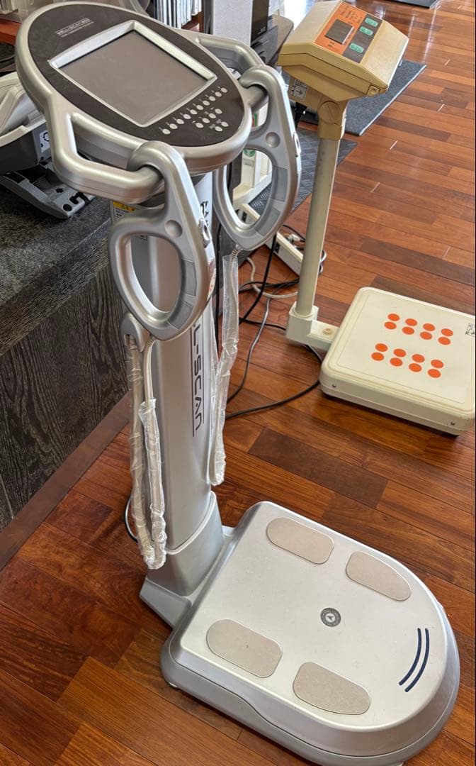 WELL SCAN 500（体成分分析器）