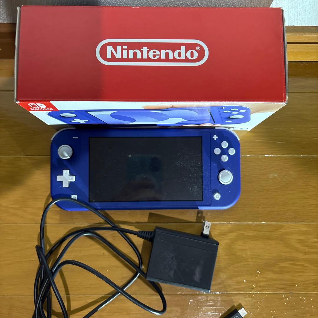 Nintendo Switch Lite 青 本体と充電器付き