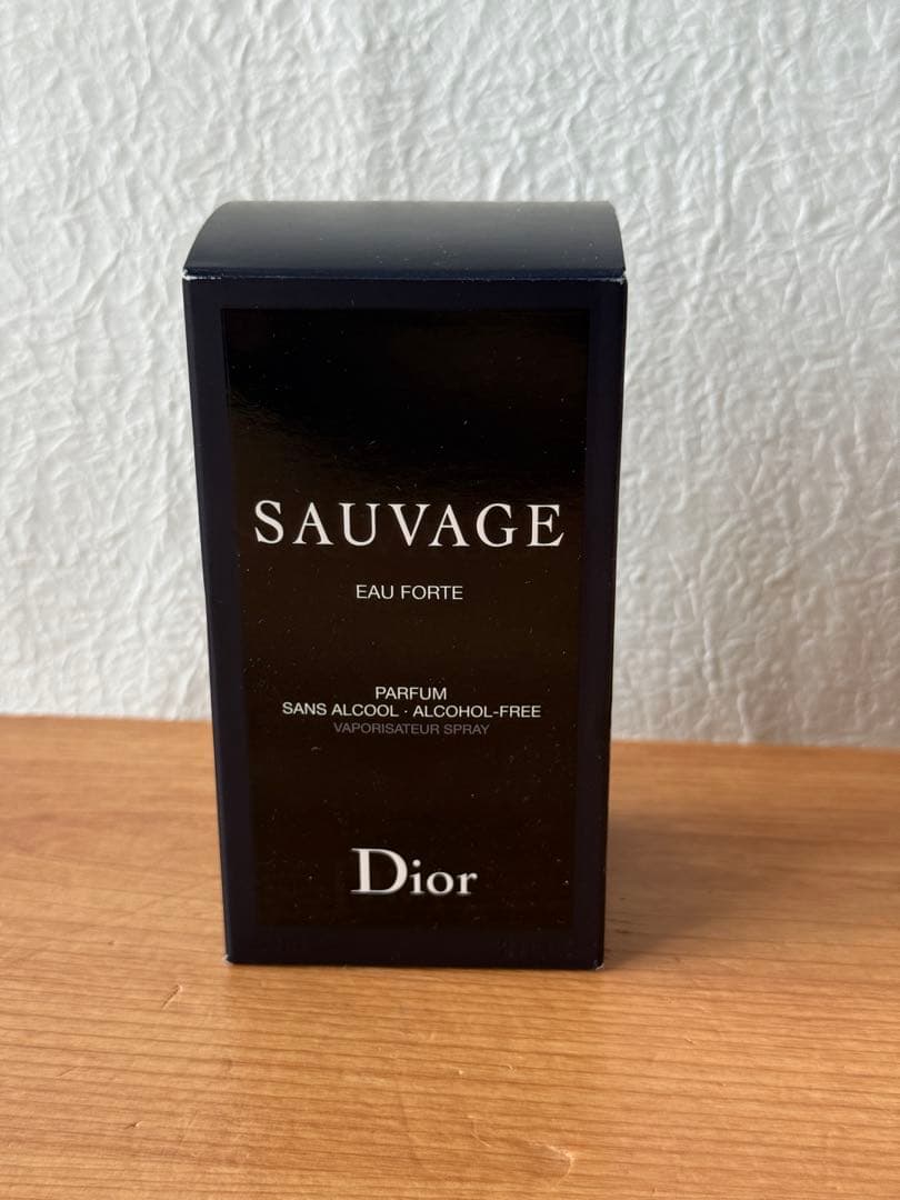 【お値引き不可！】ディオール ソヴァージュ オー フォルト