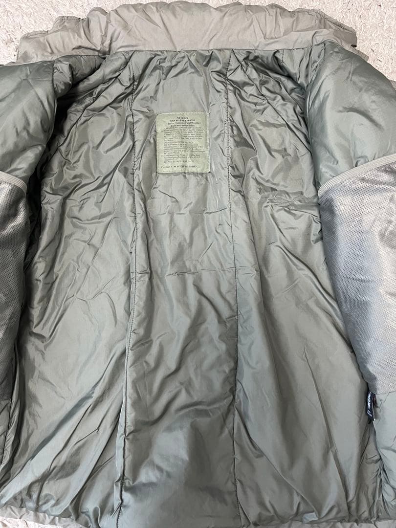 【極美品】米軍実物 ECWCS ワイルドシングス製LEVEL7 レベル7 M/R