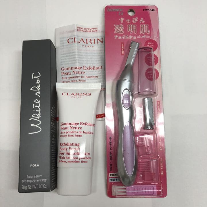 ホワイトショットースムージングボディスクラブ30MLフェイスシェーバー