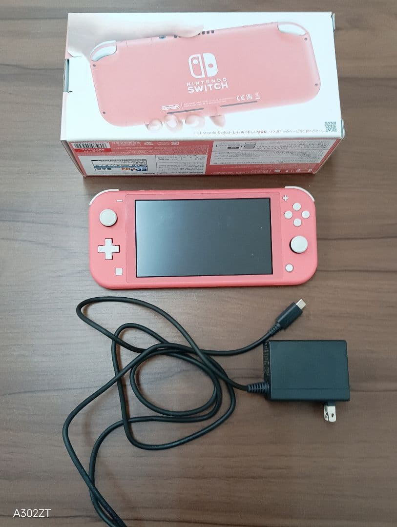 動作確認済　Nintendo Switch Lite ピンク 本体 充電器付き