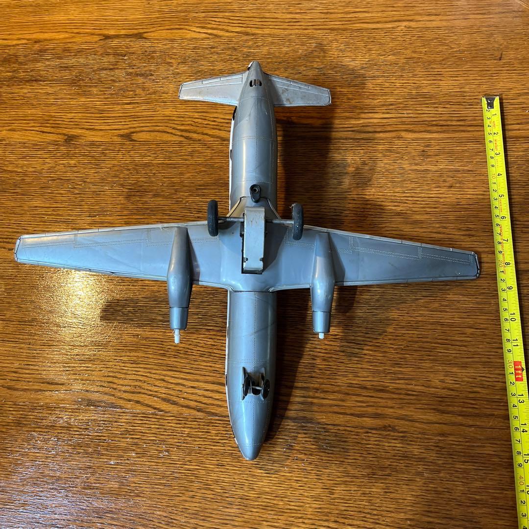 貴重　レア　全日空YS11 モヒカン　ブリキの飛行機