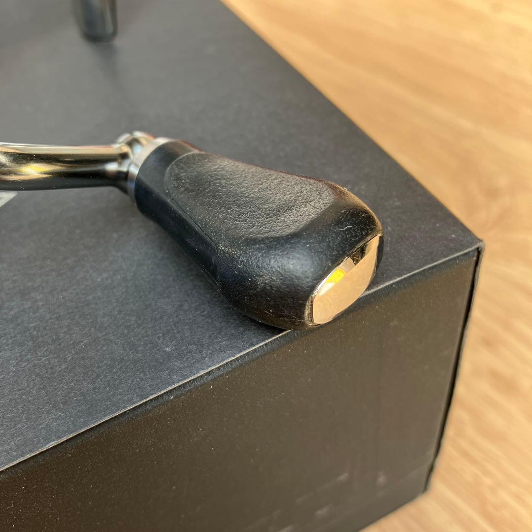 １８STELLA C2500SHGスピニングリール 箱付き