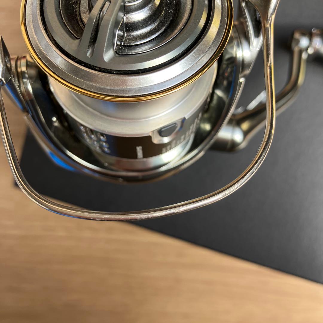 １８STELLA C2500SHGスピニングリール 箱付き