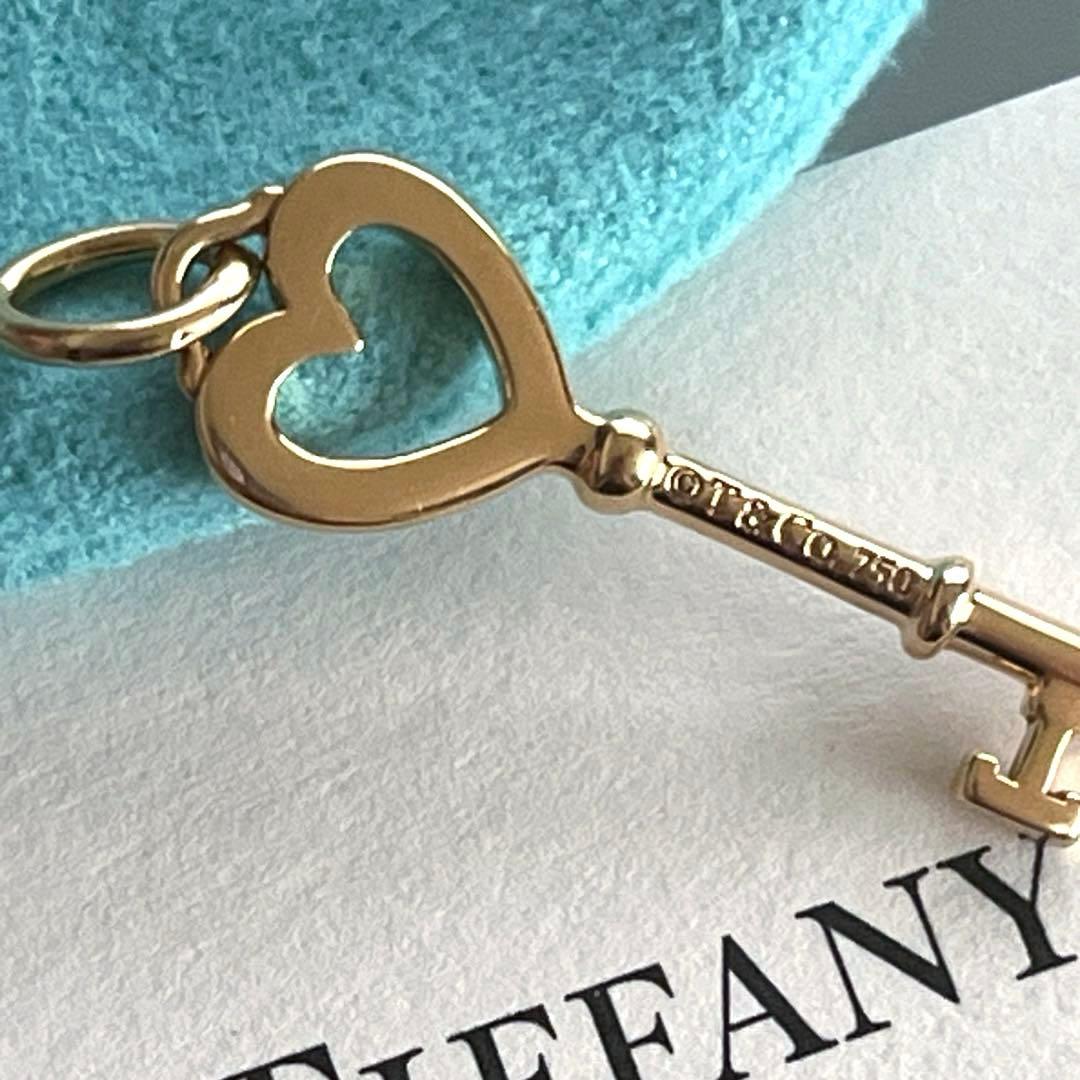ティファニー　ハートキー　チャーム ペンダントトップ　750 新品同様