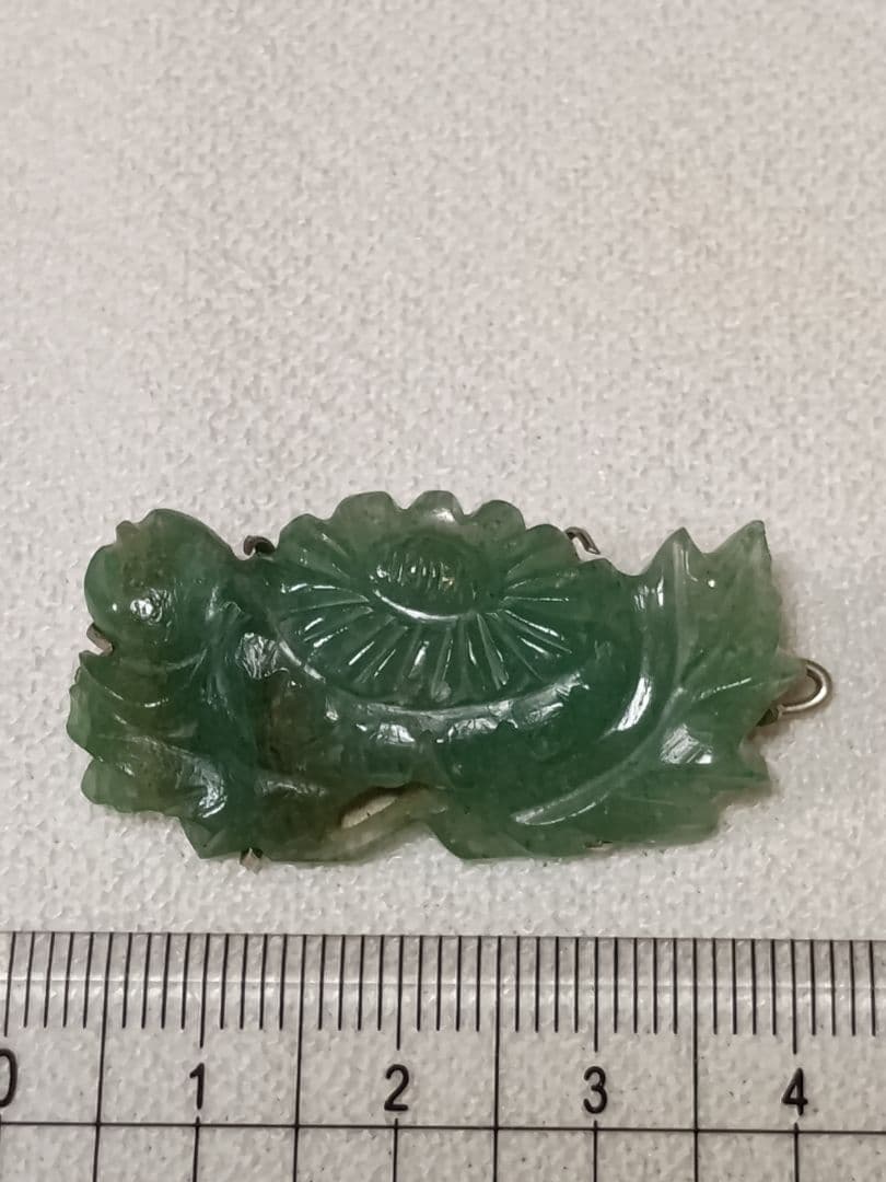 アンティーク翡翠・珊瑚 ブローチ 髪留め3点セット