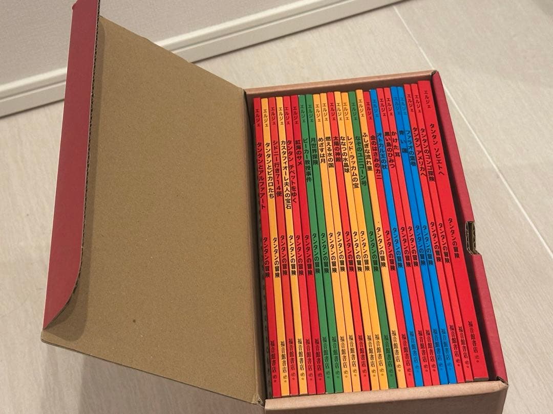 【さくらこさま専用】タンタンの冒険 ペーパーバック版 24冊セット 箱付き