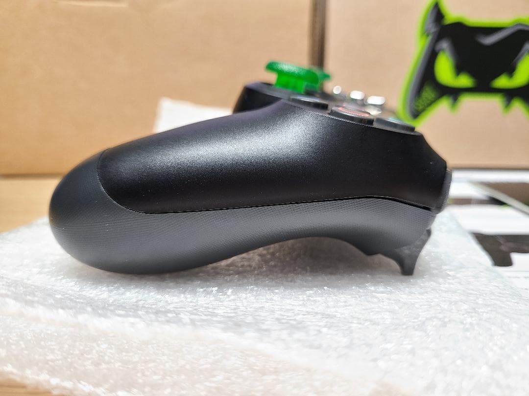 RAPID FIRE搭載 Evil controller エビル コントローラー