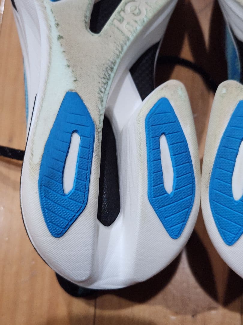 ラ*ー様 HOKA CIELO X1 2.0 　28cm