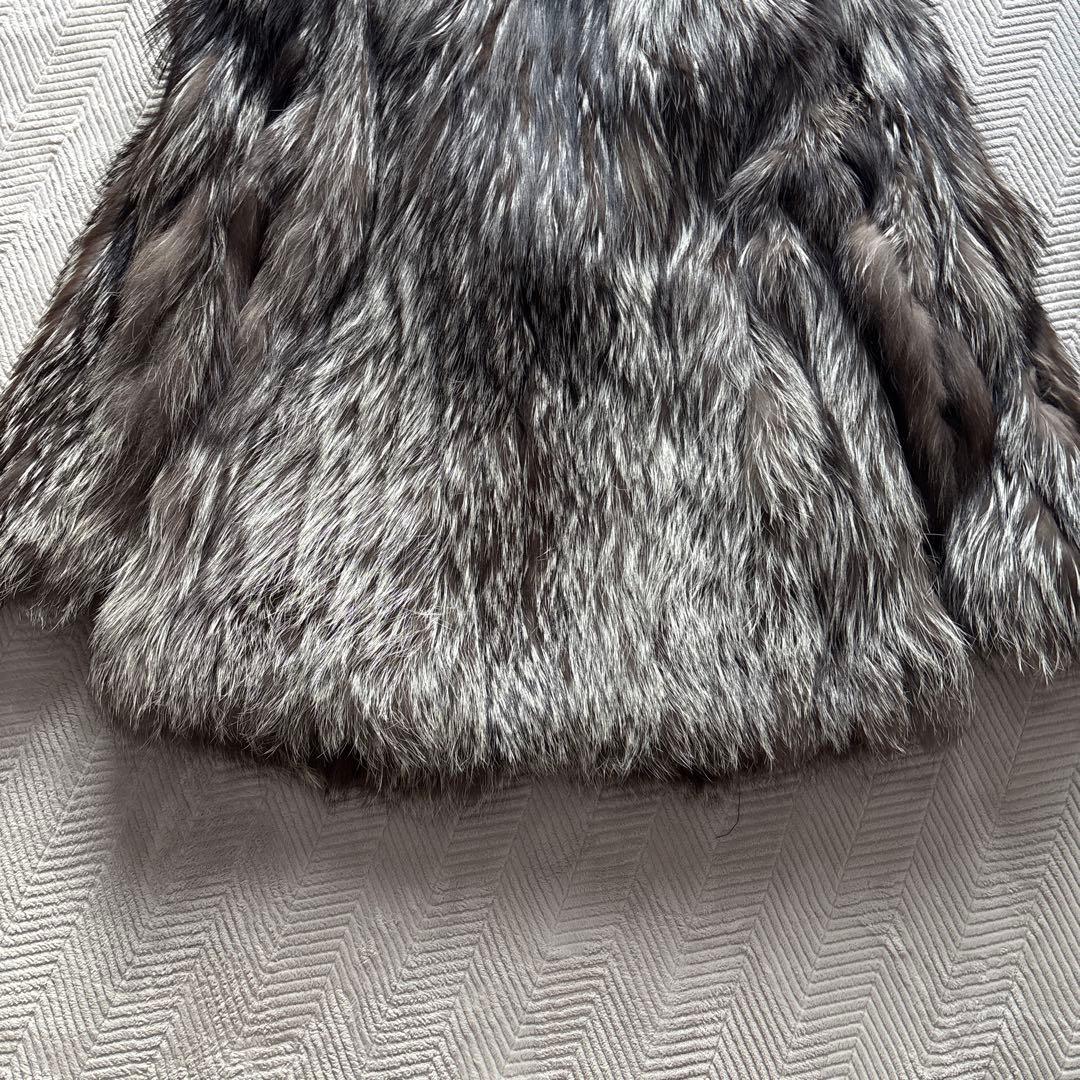 最高級　【シルバーフォックス】美品　サガフォックス　銀タグ　毛皮　ジャケットM