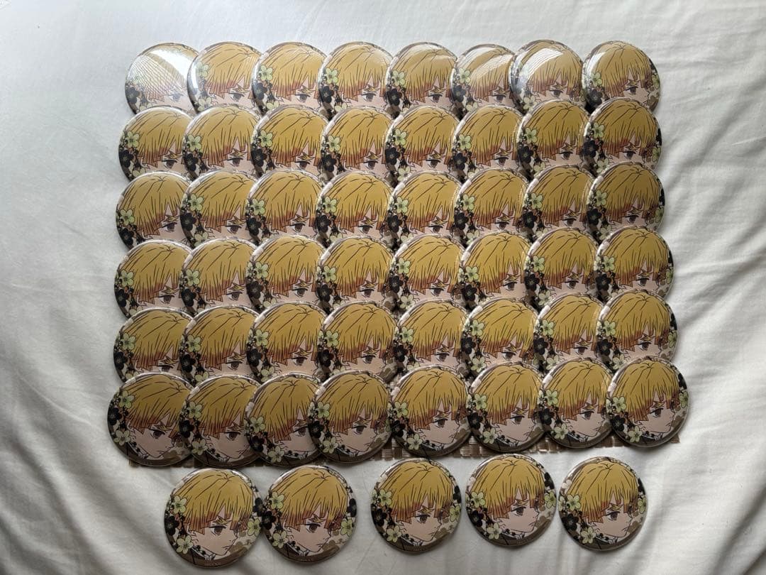 鬼滅の刃 我妻善逸 缶バッジ 47個セット まとめ売り