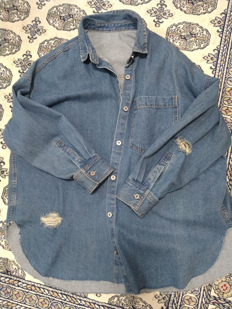 DouDou 　デニムシャツ　ダメージ