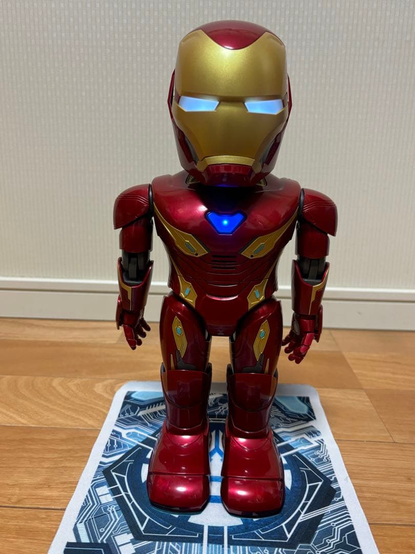 トイザらス限定 IRON MAN MK50 ROBOT MARVE アイアンマン