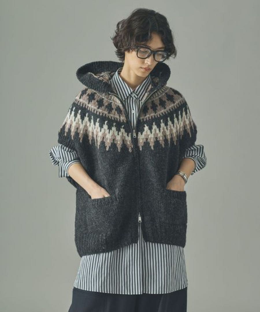 Curensology ノルディックフードベスト美品