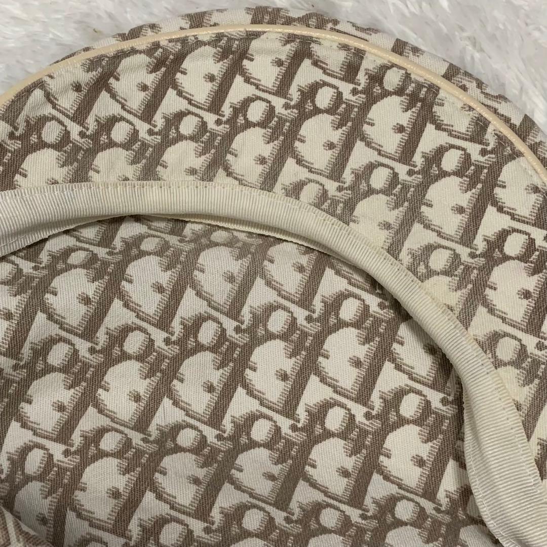 ［美品］ディオール　トロッター　キャスケット　フラワー刺繍　ロゴプレート