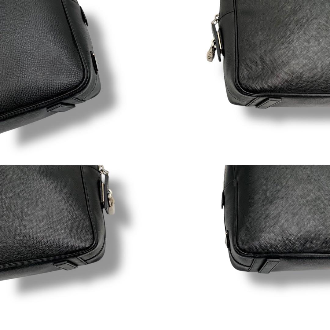 美品✨プラダ ビジネスバッグ 三角ロゴプレート サフィアーノレザー 黒 南京錠付