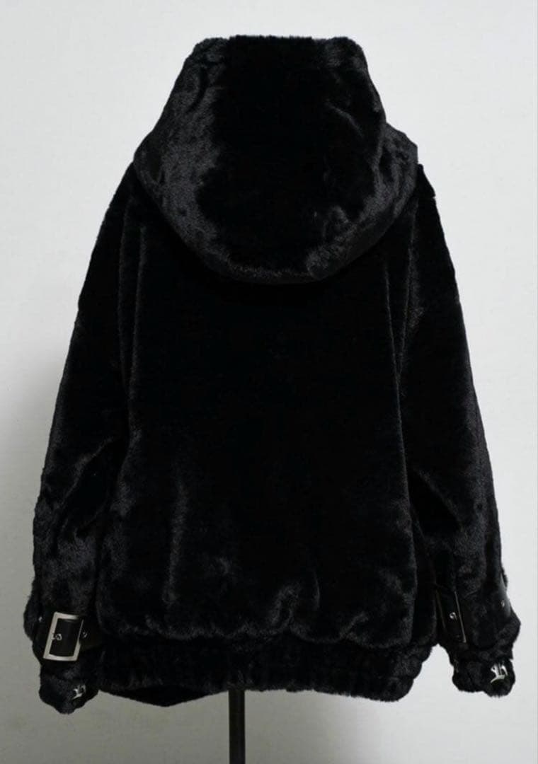 REFLEM レフレム ファイヤーマンバックルベルトハイネック ファー パーカー