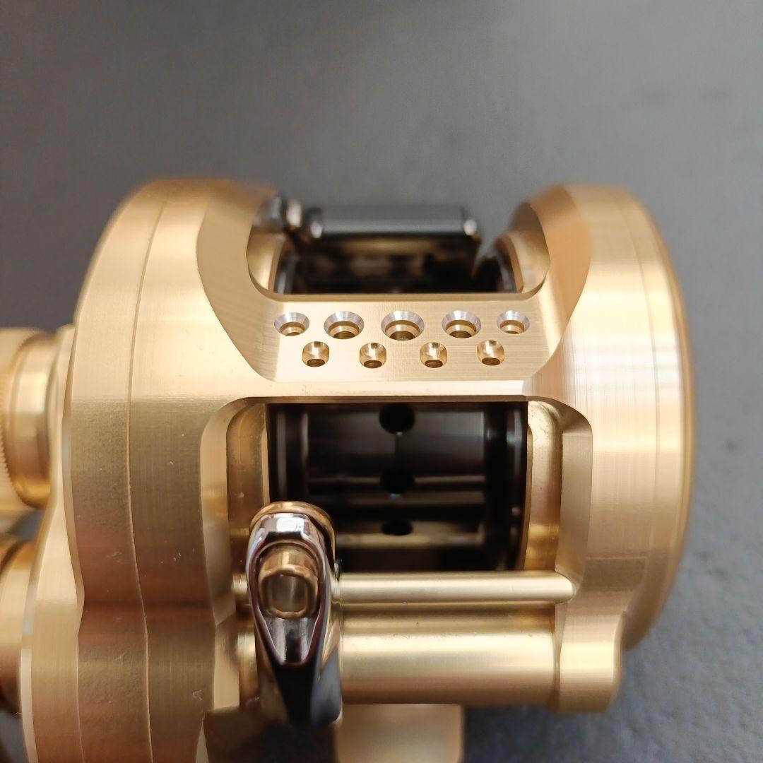 最終値下げ　カスタム品　シマノ　カルカッタ　コンクエスト 200HG　リール