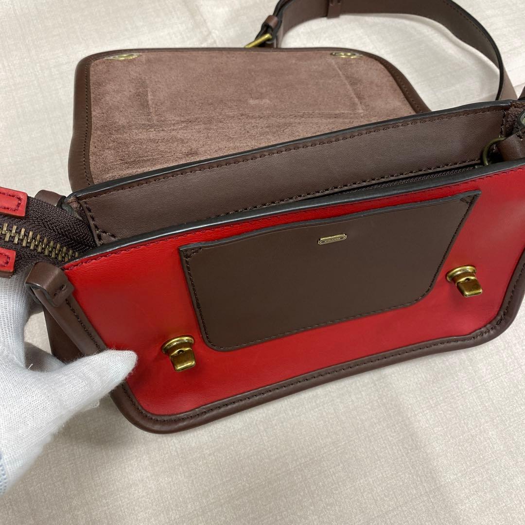 コーチボディバッグ&ウエストバッグ【美品】　（お値下げ）