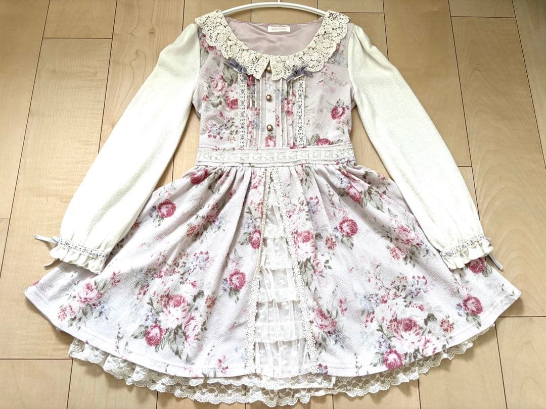 リズリサ　ビッグリボン付き　レース襟　薔薇　花柄　長袖ワンピ