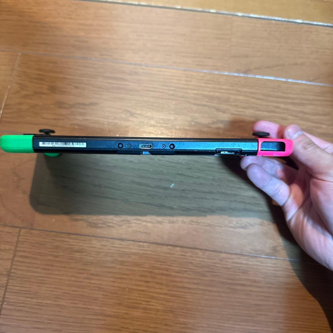 つ*む様 Nintendo Switch 本体 グリーン/ピンク