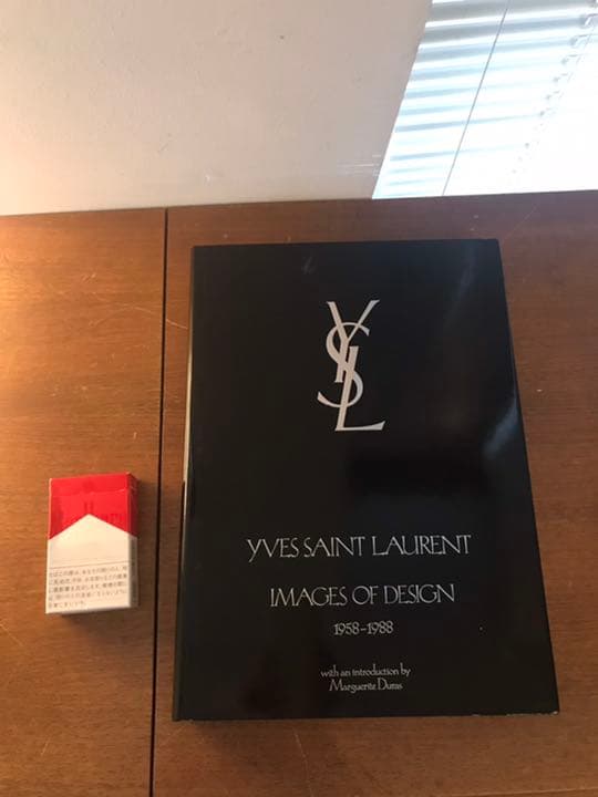 Yves Saint Laurent 洋書　写真集