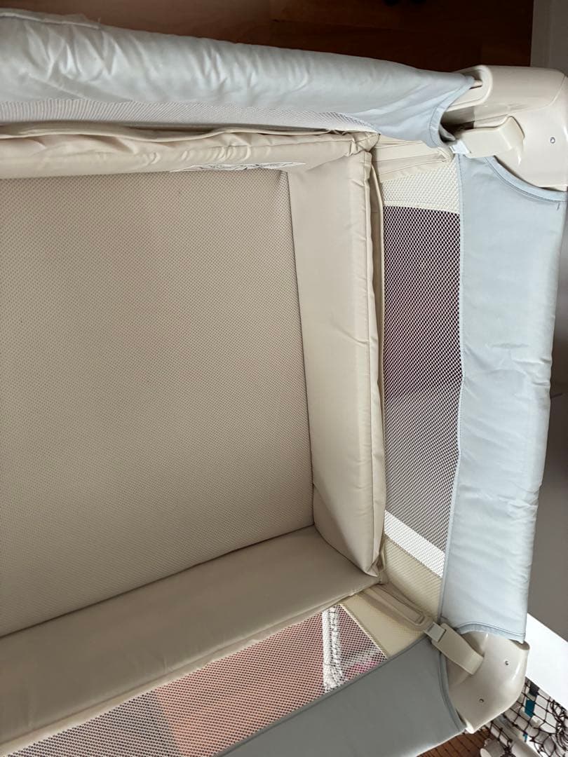 2025年　4月購入　アップリカ　ココネルエアーAB ベビーベッド