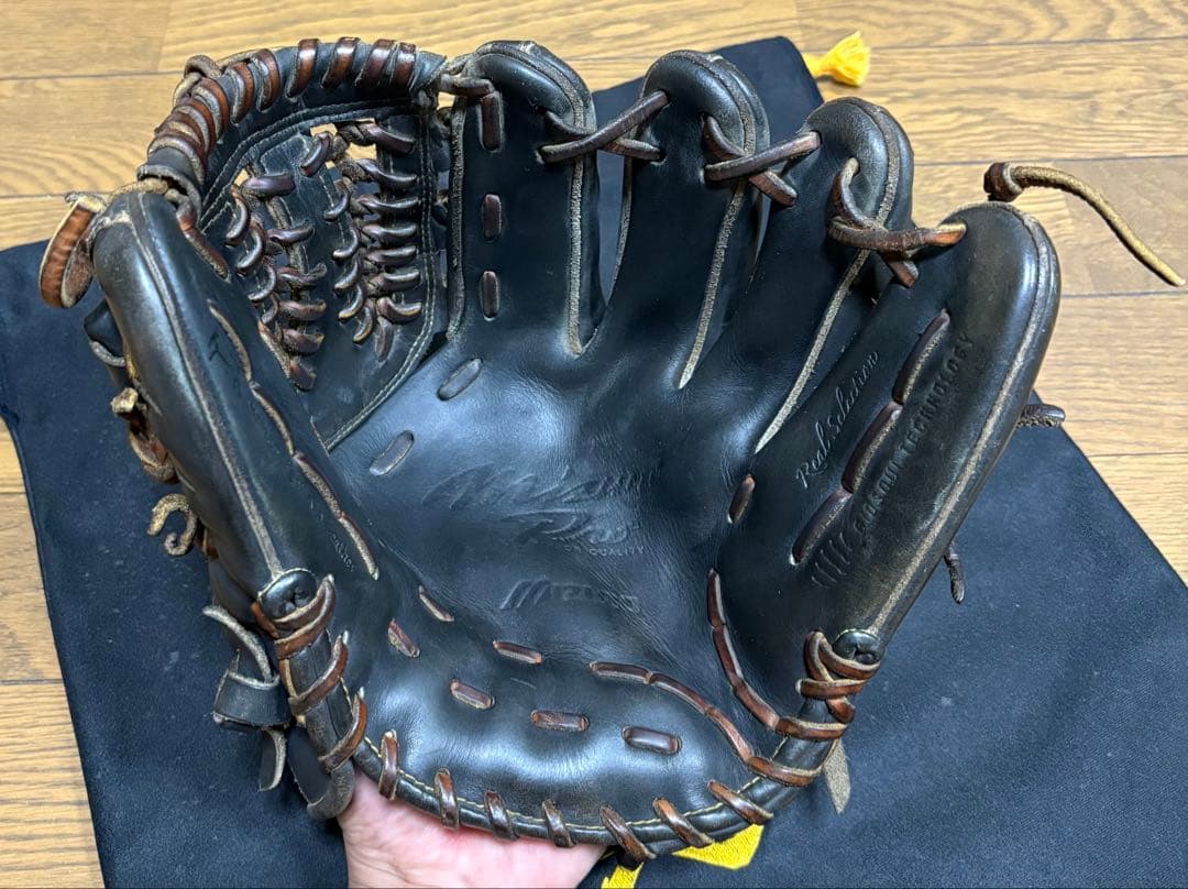 Mizuno Pro硬式グローブ 黒