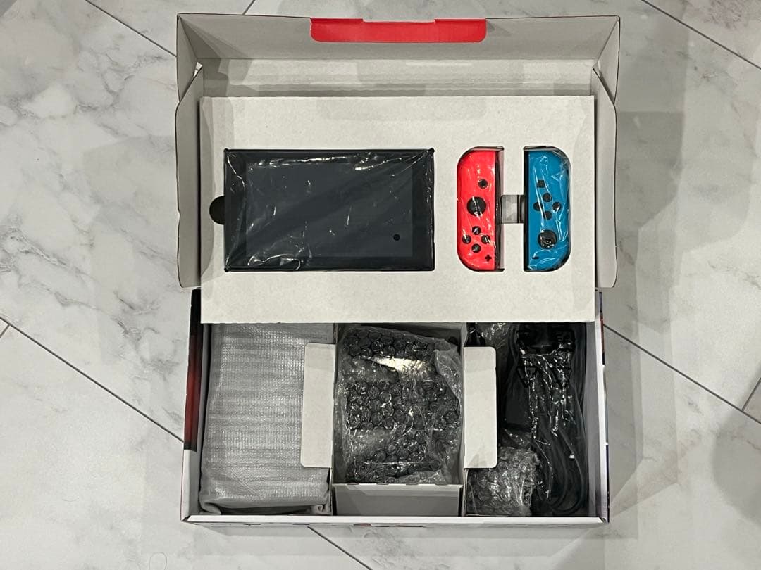 Nintendo Switch 本体 ＋ ゲームソフト ＋ 追加コントローラー