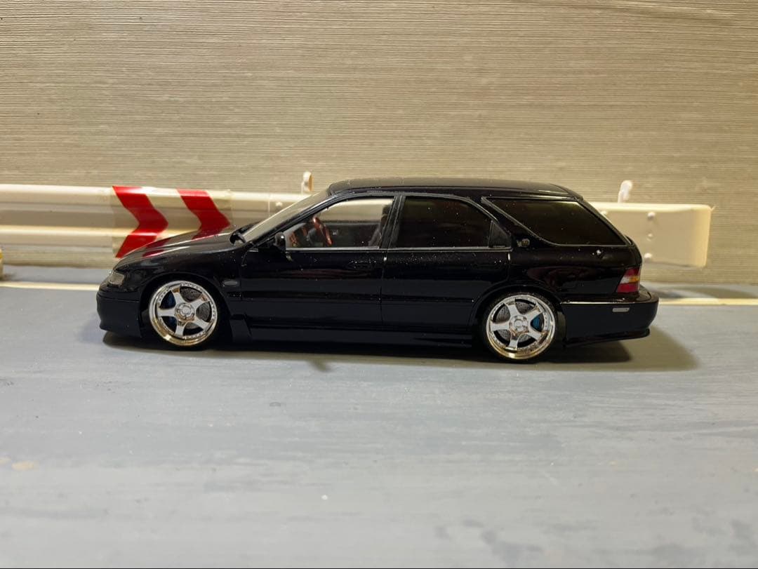 アコードワゴン　プラモデル　完成品