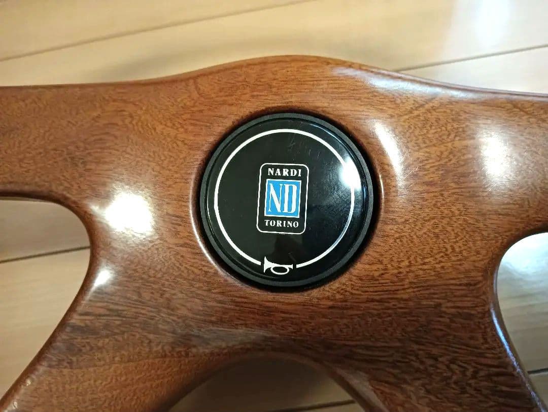 NARDI TORINO ナルディステアリングホイール廃盤　インスパイア