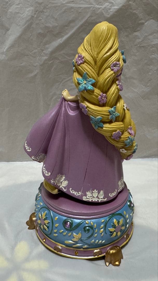 ディズニーランド パリ 塔の上のラプンツェル オルゴール