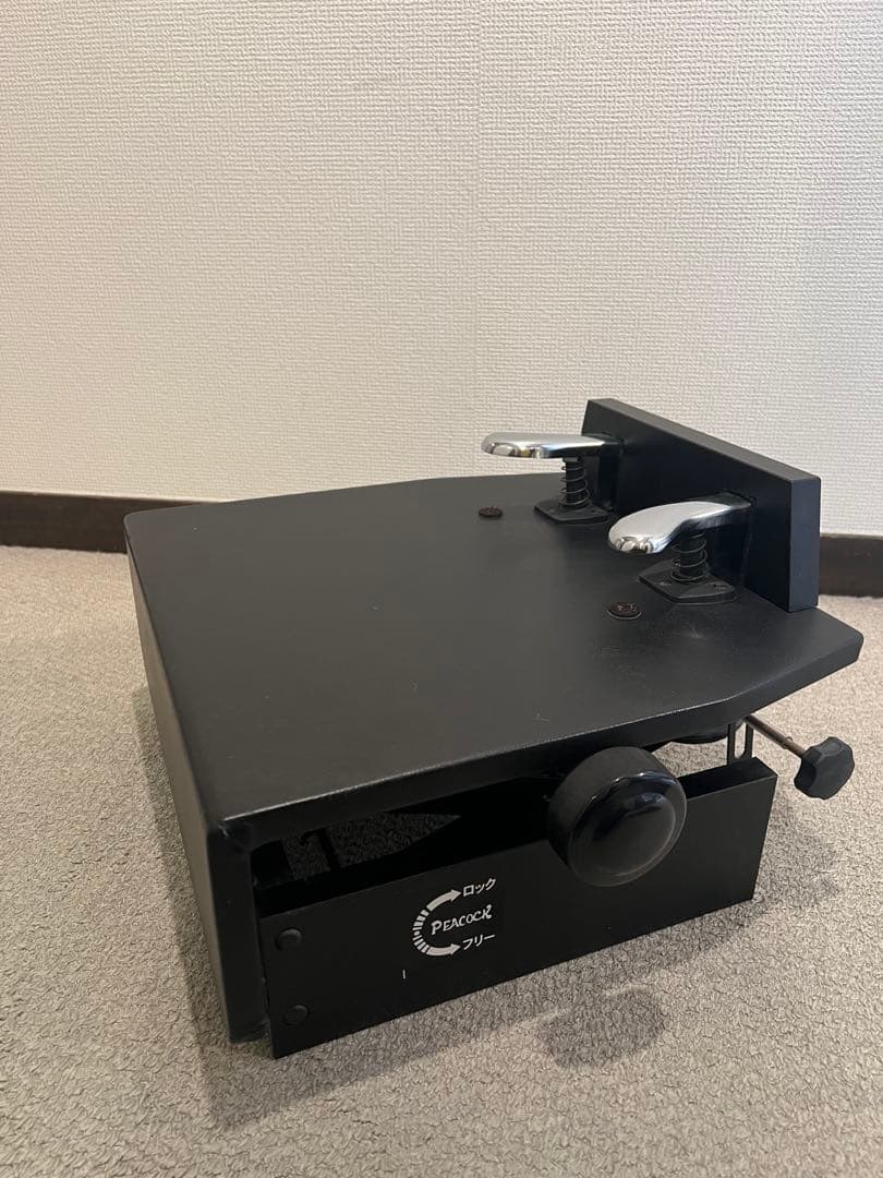 ピアノ補助ペダル　吉澤Peacock AX-T1