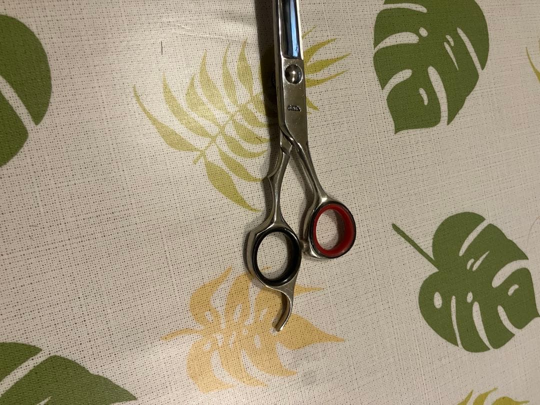 激レア　プロ専用ハサミ　魔法のシザー　伝統工芸師製作6.5インチ