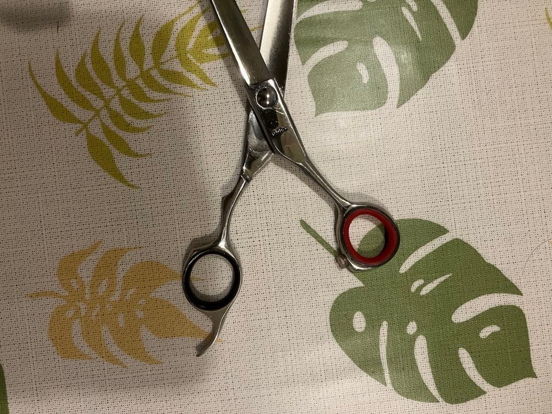 激レア　プロ専用ハサミ　魔法のシザー　伝統工芸師製作6.5インチ