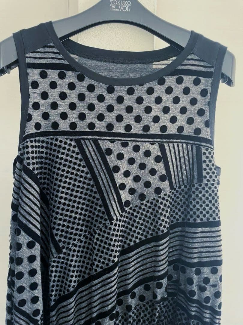 トクコプルミエヴォル/ドット柄Aラインチュニック