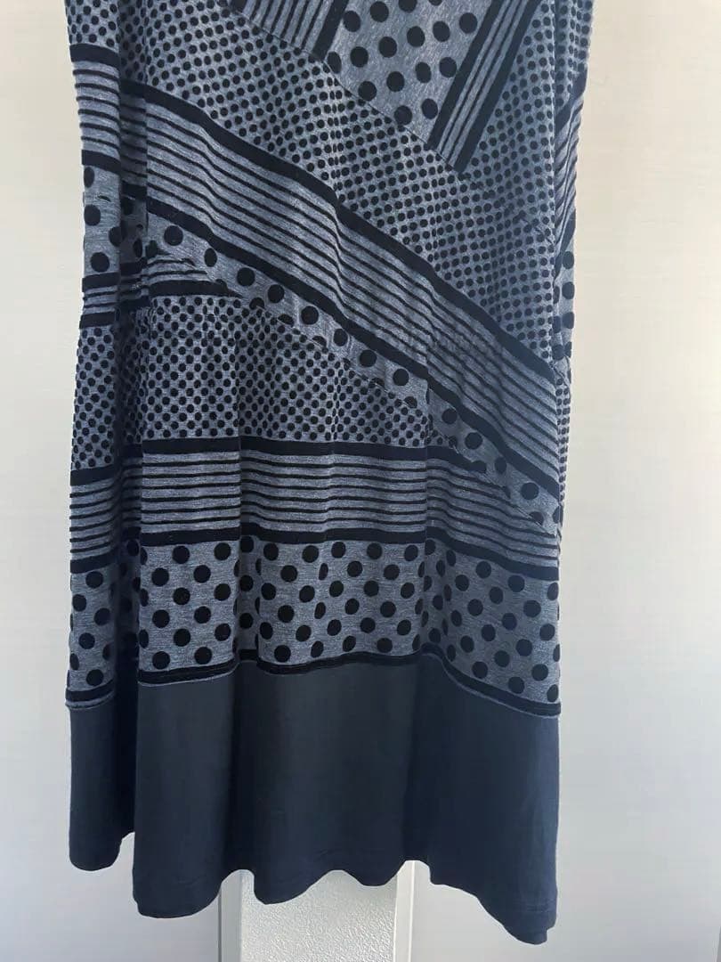 トクコプルミエヴォル/ドット柄Aラインチュニック