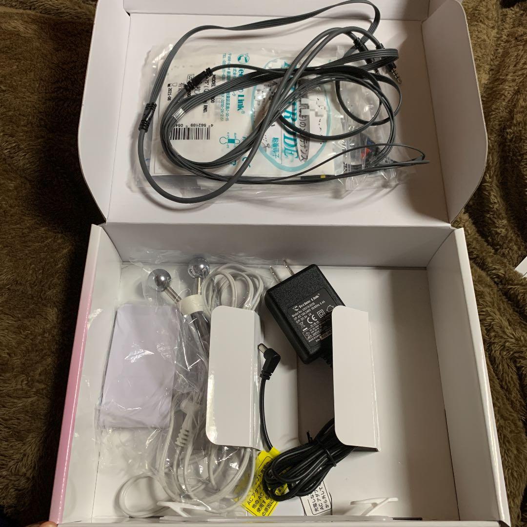 スリムビューティーハウス　シェイプリフト（EMS機器) 定価40万円